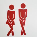 便意をもよおした男女